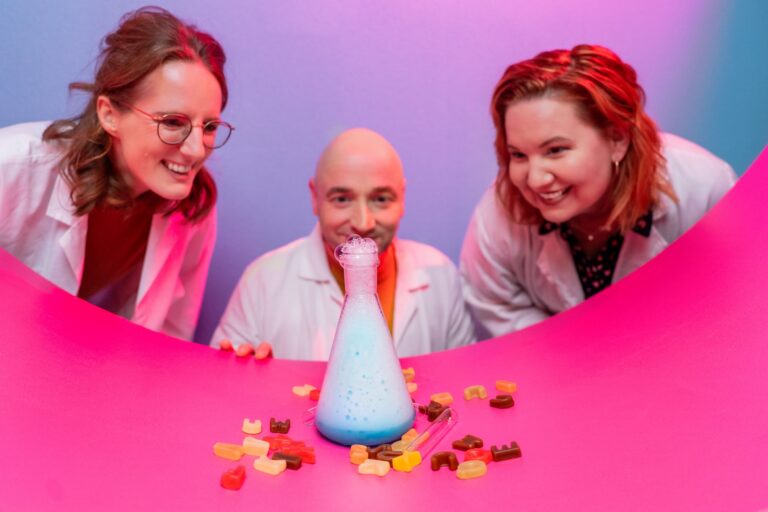 Timna geeft ook trainingen op het gebied van communciatie en storytelling en media
